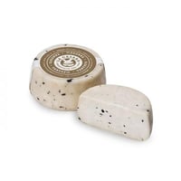 Formaggio al Tartufo Stagionato 3-6 mesi forma intera