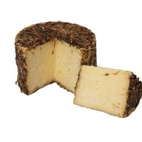 Pecorino Bagnolese stagionato ai fiori di montagna 450g